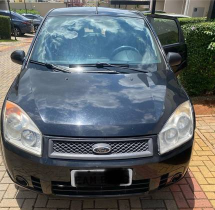 FORD FIESTA 1.6 MPI HATCH 8V FLEX 4P MANUAL FORD FIESTA 1.6 MPI HATCH 8V FLEX 4P MANUAL